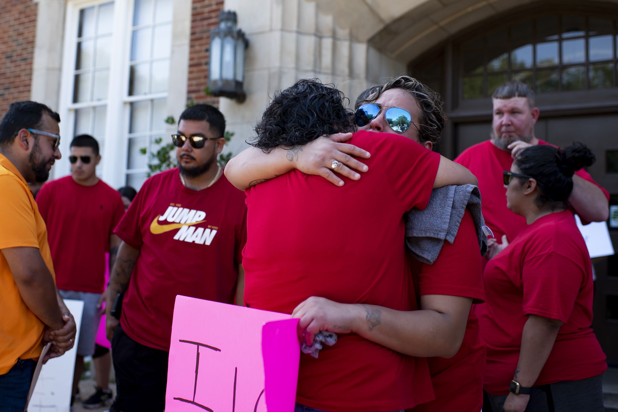 Murder rate rises in Dallas, amplifying feelings of helplessness