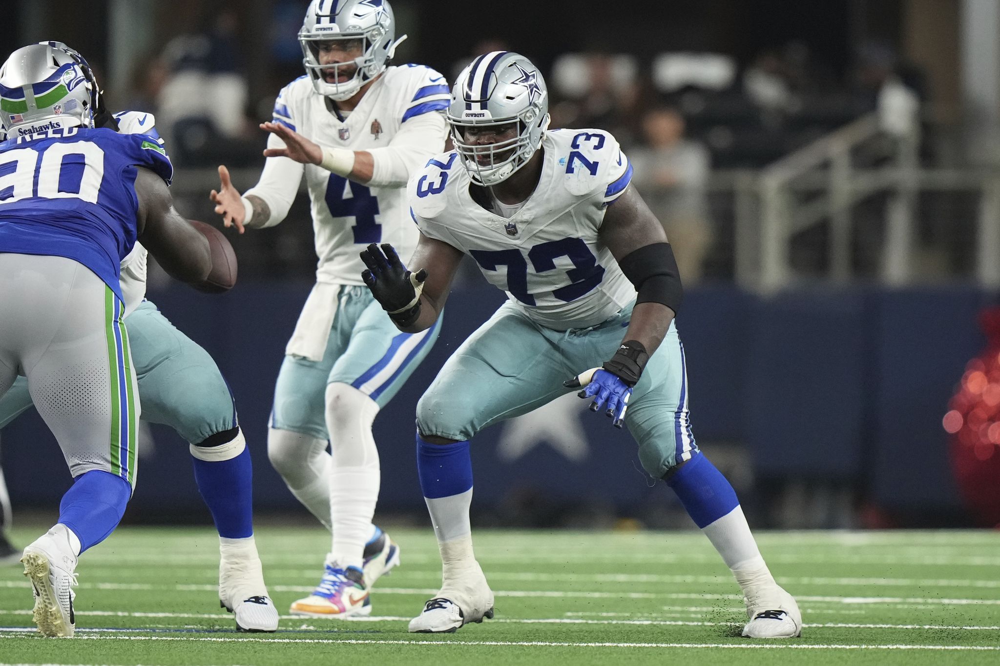 Advantages of Cowboys' Tyler Smith at LG? Duke Manyweather explains
