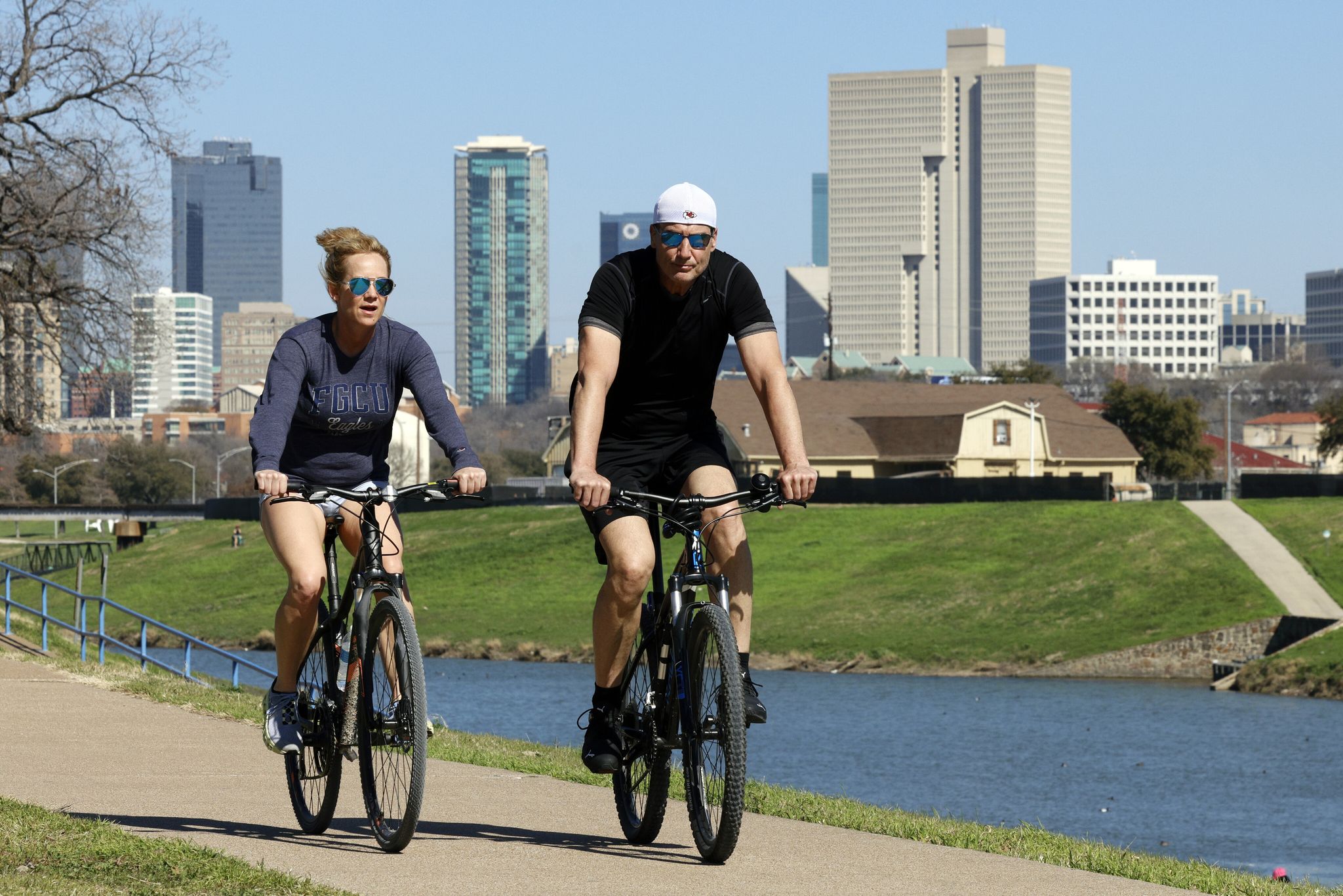 DFW breaks new daily record high temperature again Saturday