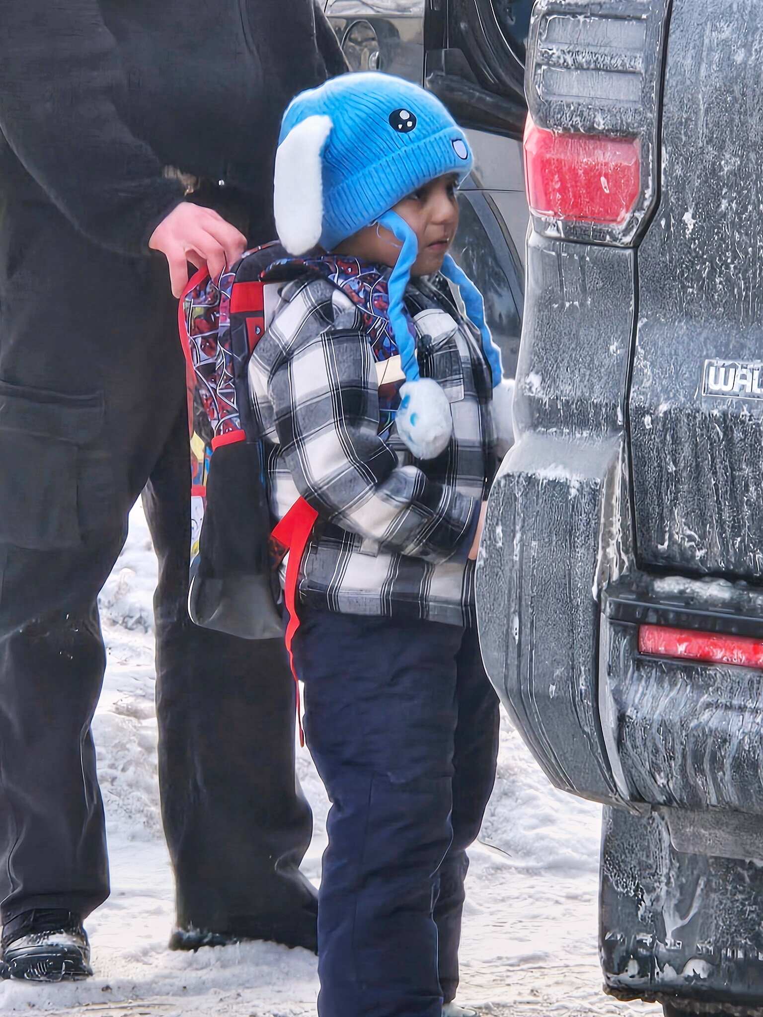 Federal officers detain a 5-year-old boy who a school official says was used as 'bait'