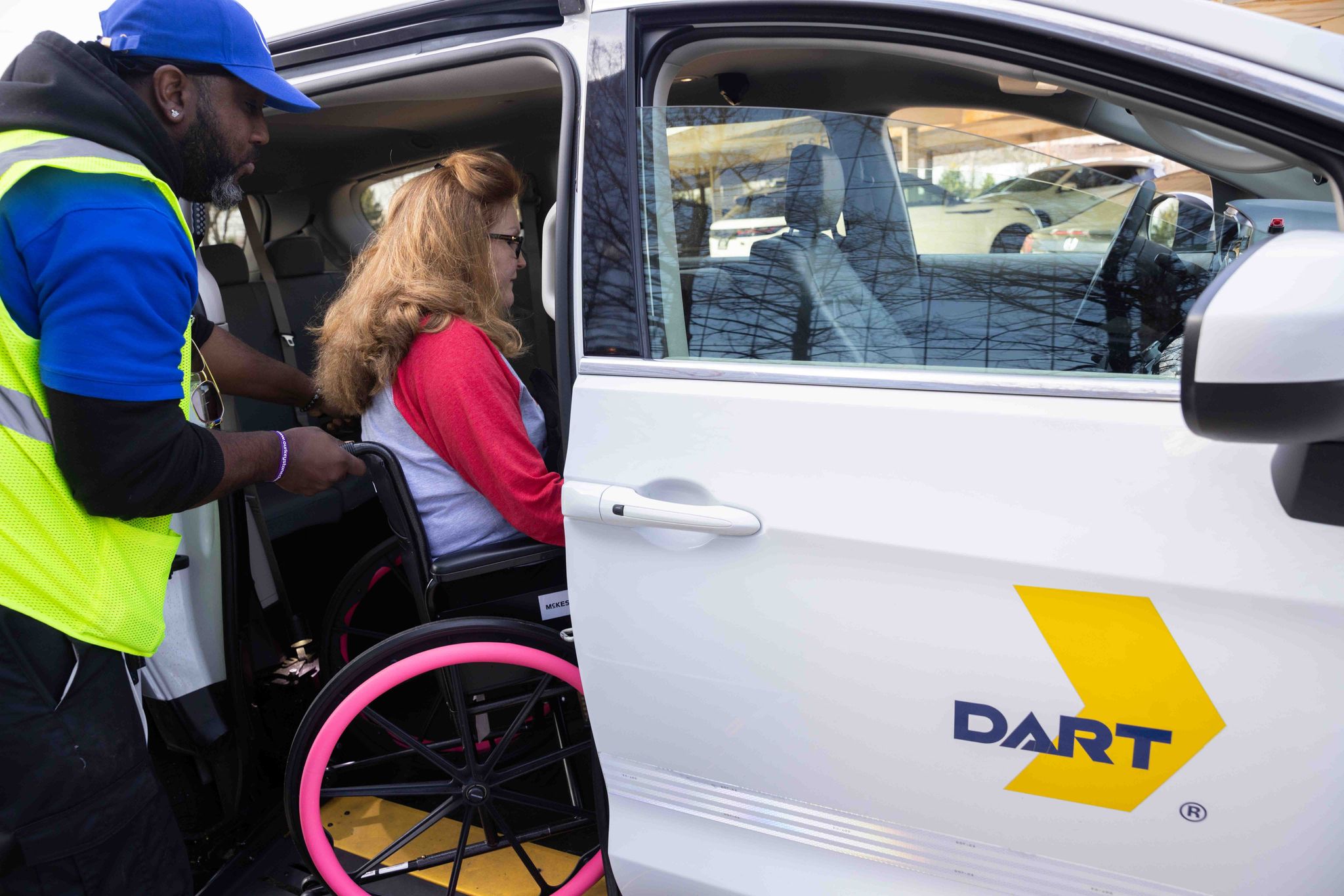 Problems plagued transition to new DART paratransit vendor, clients say