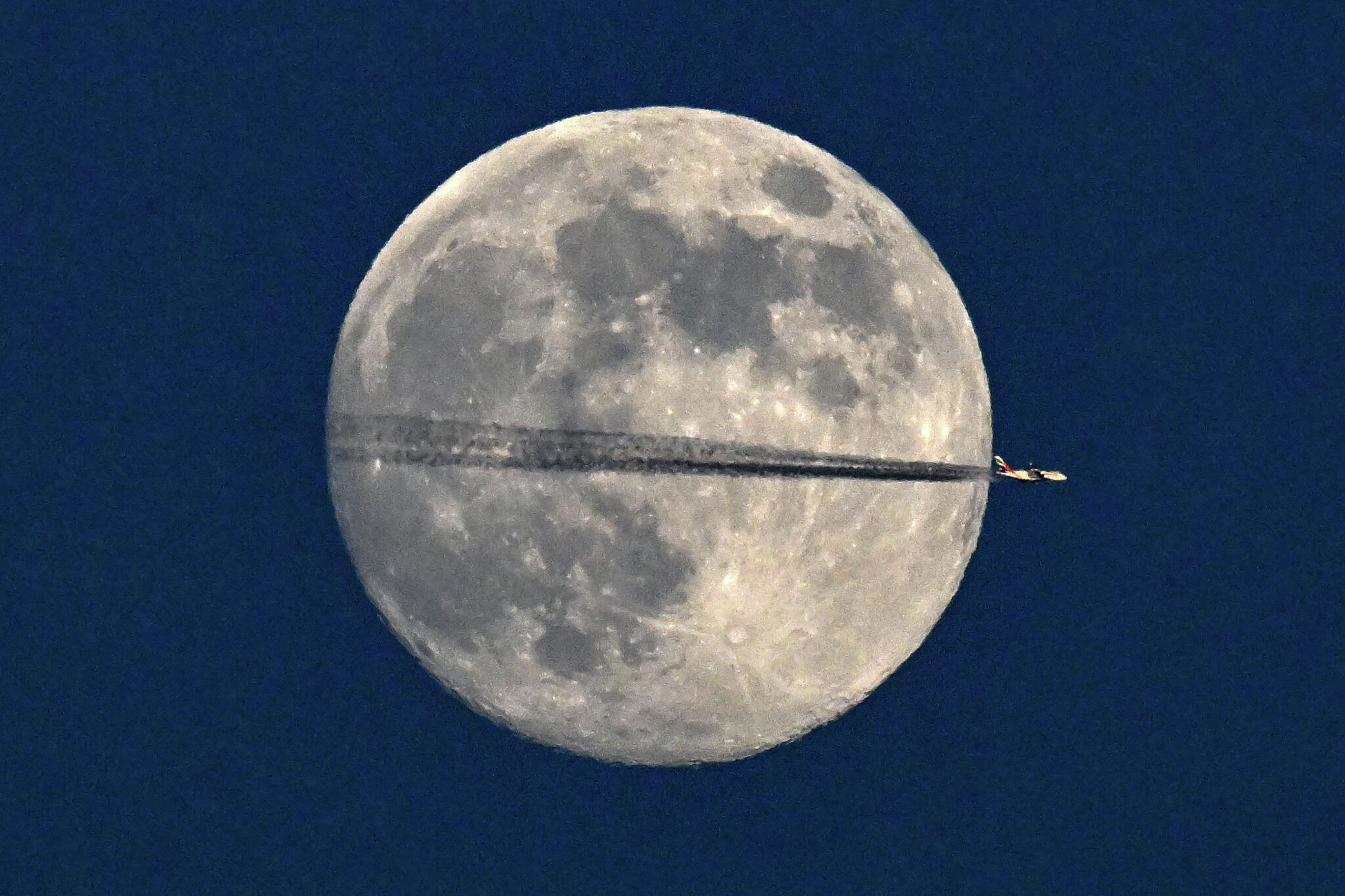 2026 full moon calendar: Supermoons, blood moon and blue moon