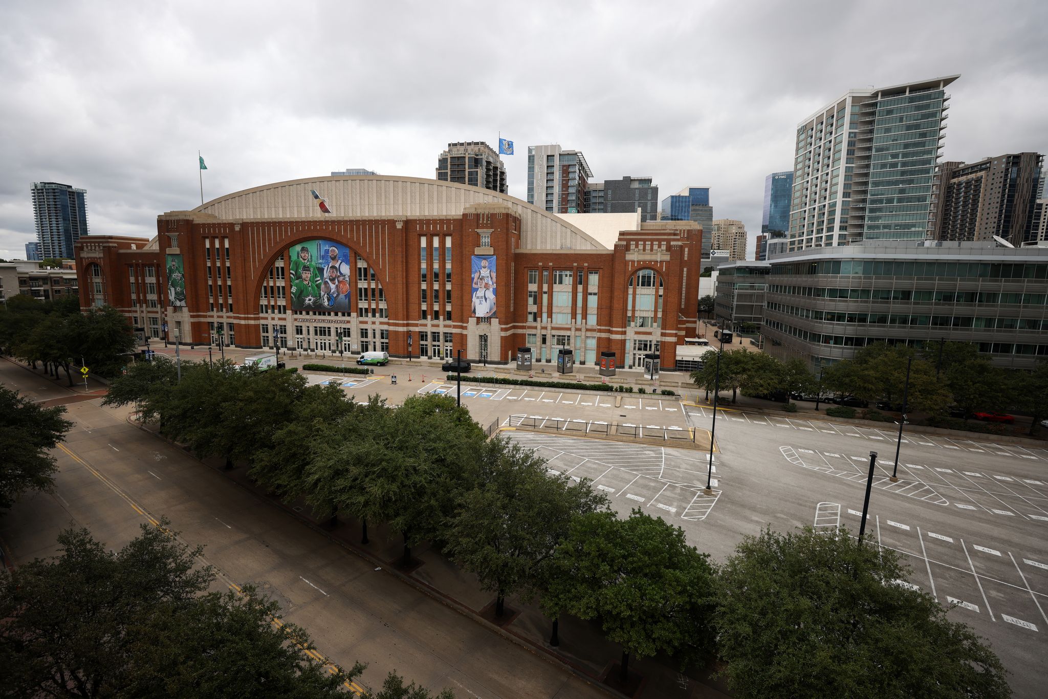 Timeline: How the Mavs and Stars' relationship unraveled