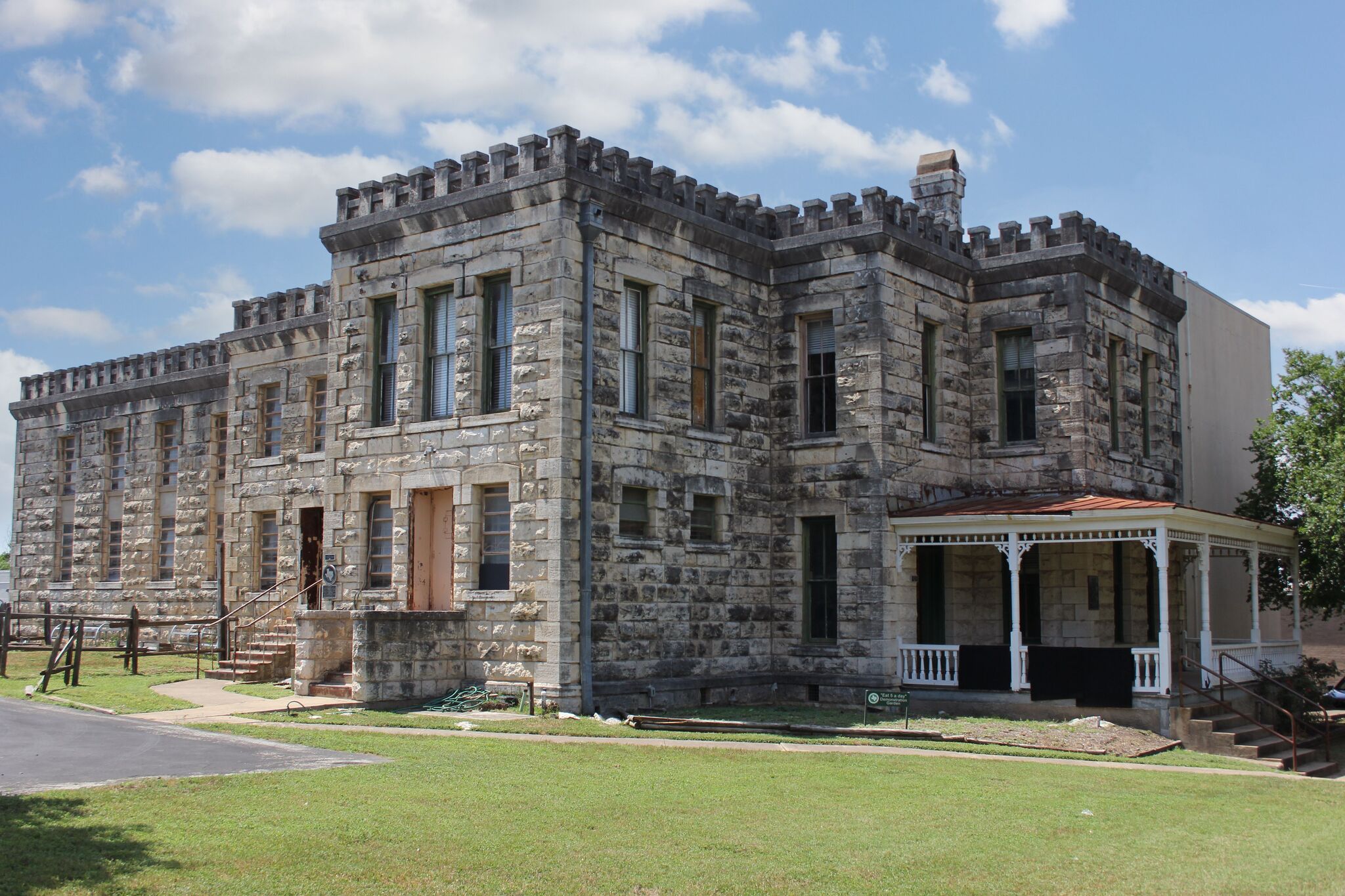 Historic Fort Worth-area jail may become Texas' next hotspot
