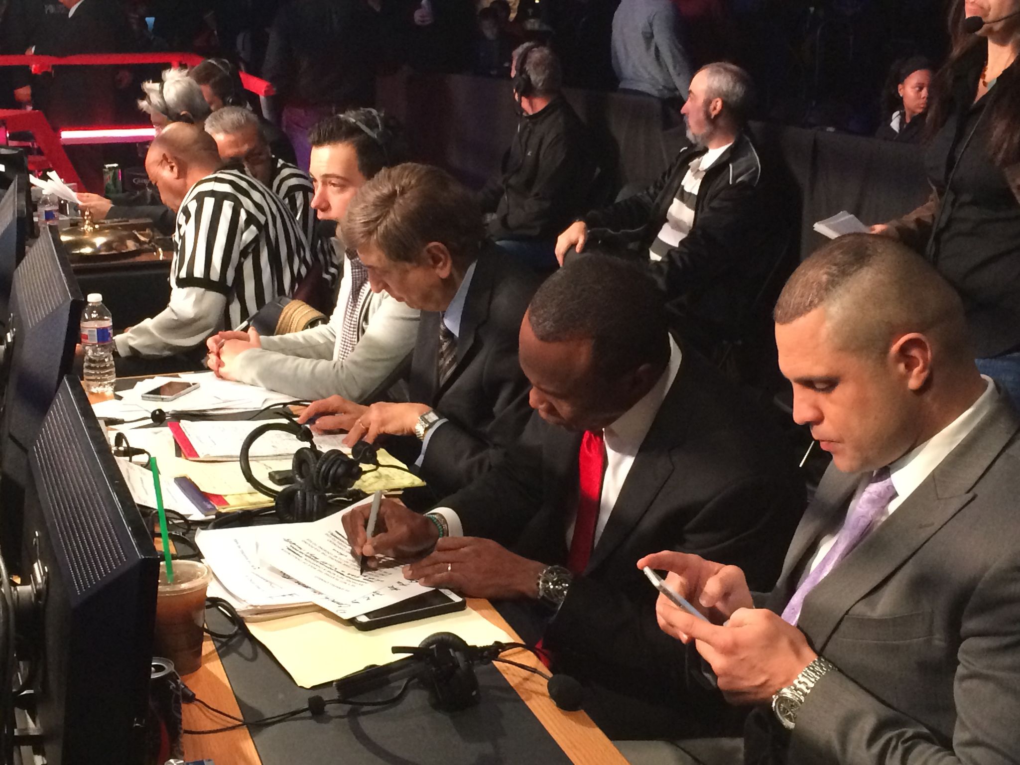 Man Down: DeSoto's Errol Spence Jr. remains undefeated with fifth-round TKO, 16th of his career