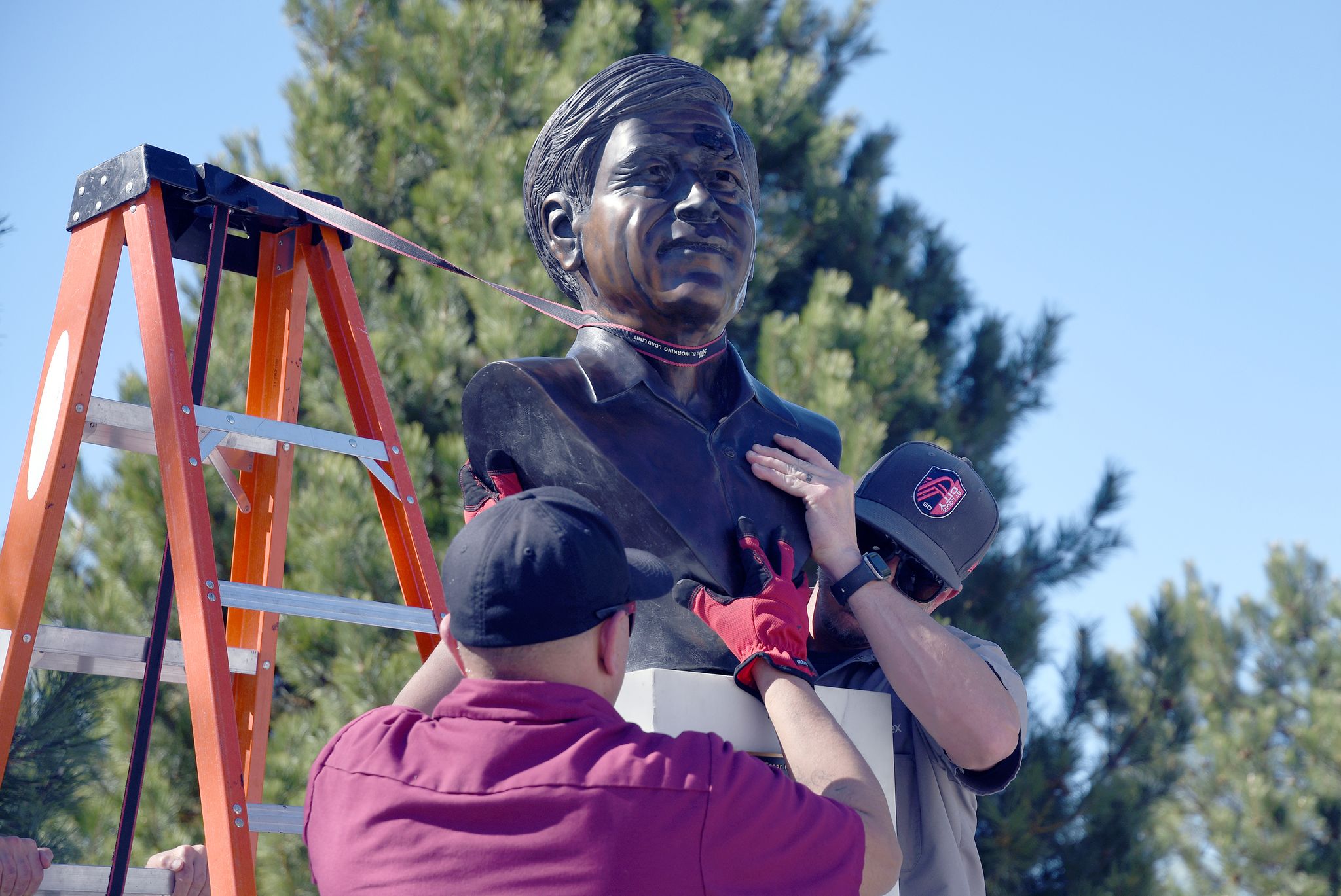 For César Chavez supporters, a painful question: What to do with his legacy now