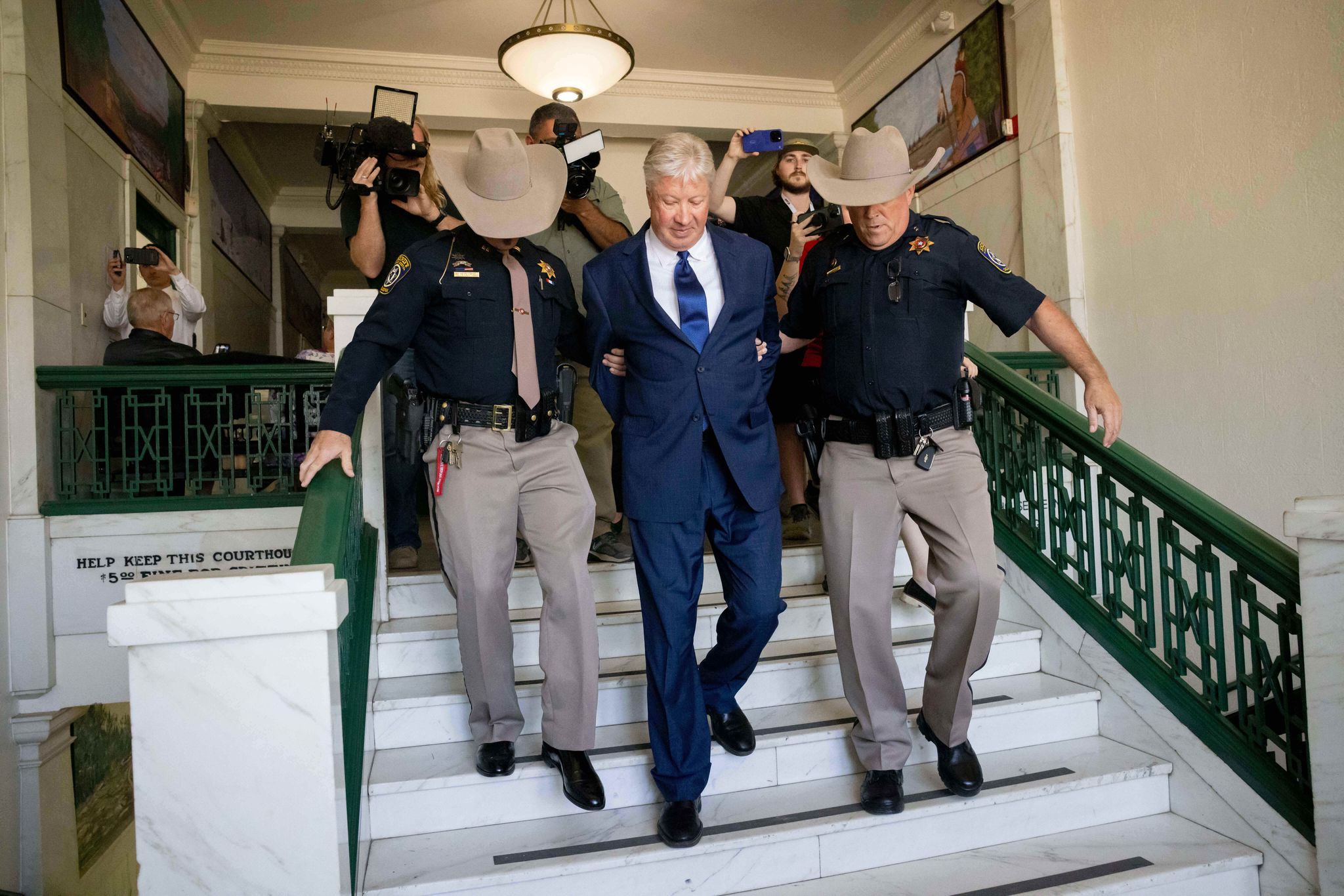 Robert Morris provides statement after jail release