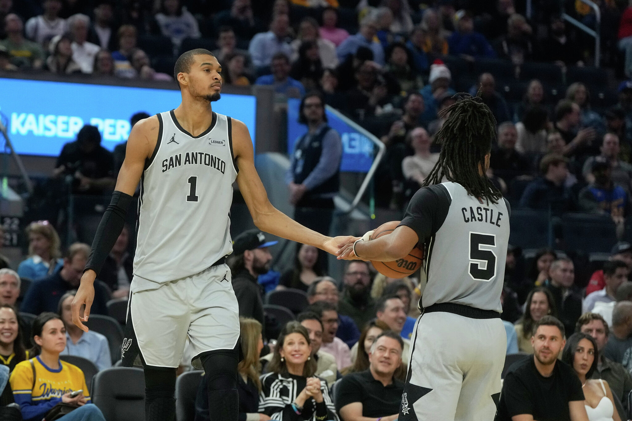 Opinion: Fiesta and Spurs playoff basketball are better together