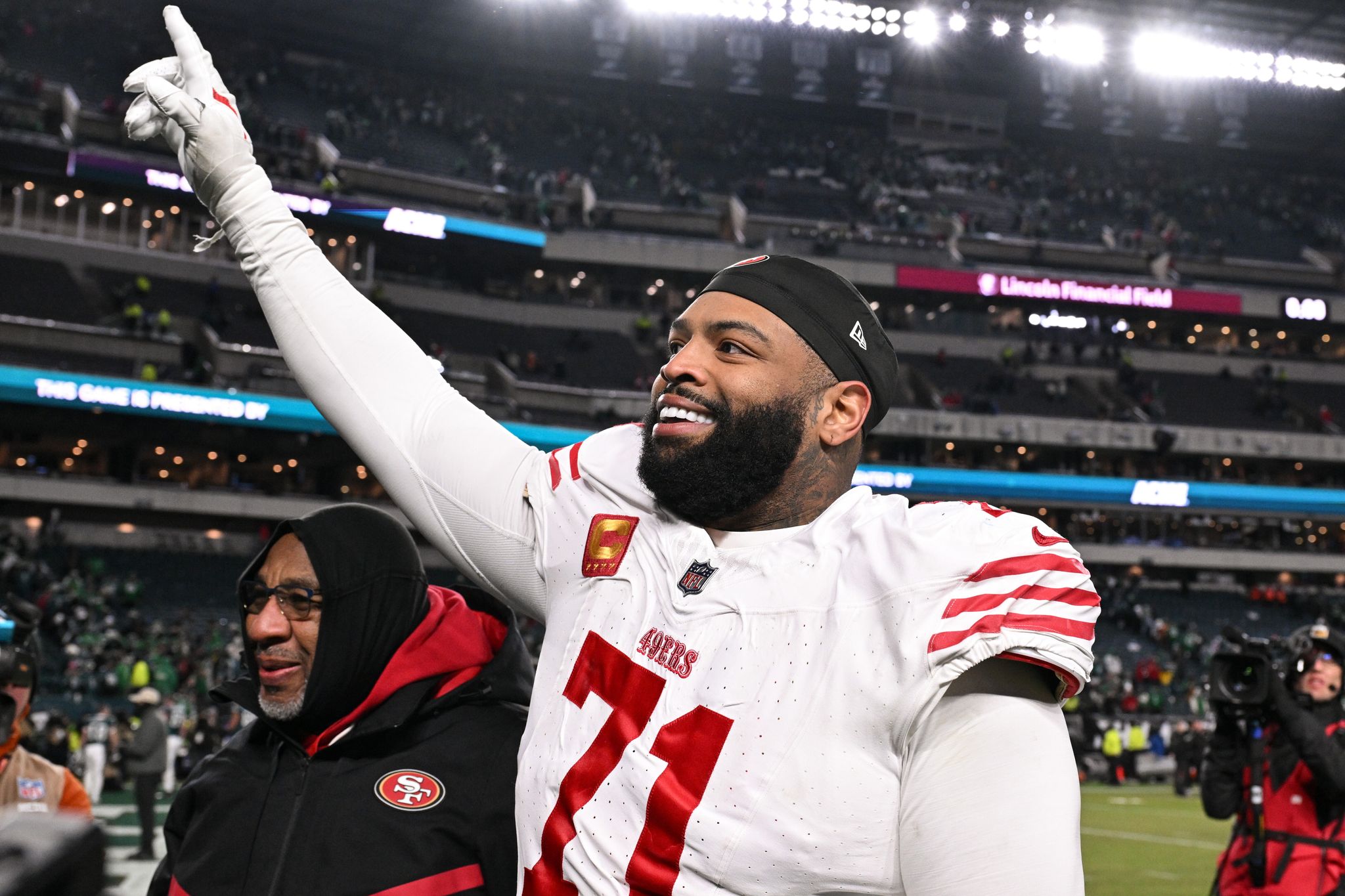 49ers agree to a 2-year, $50 million contract with star left tackle Trent Williams