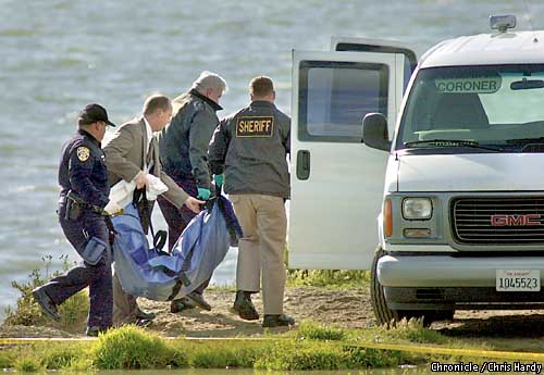 Bodies of fetus, woman found by bay / Cops investigating Laci Peterson case summoned to site