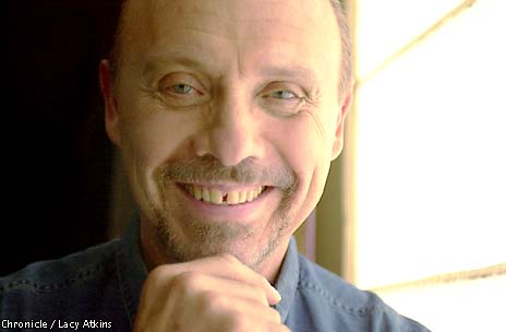 Call him Mr. Nice Guy / Since 'Pretty Woman,' Hector Elizondo can't get cast as a villain