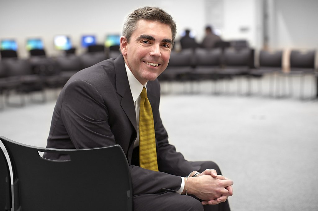 Jay Banfield lends a hand with Year Up