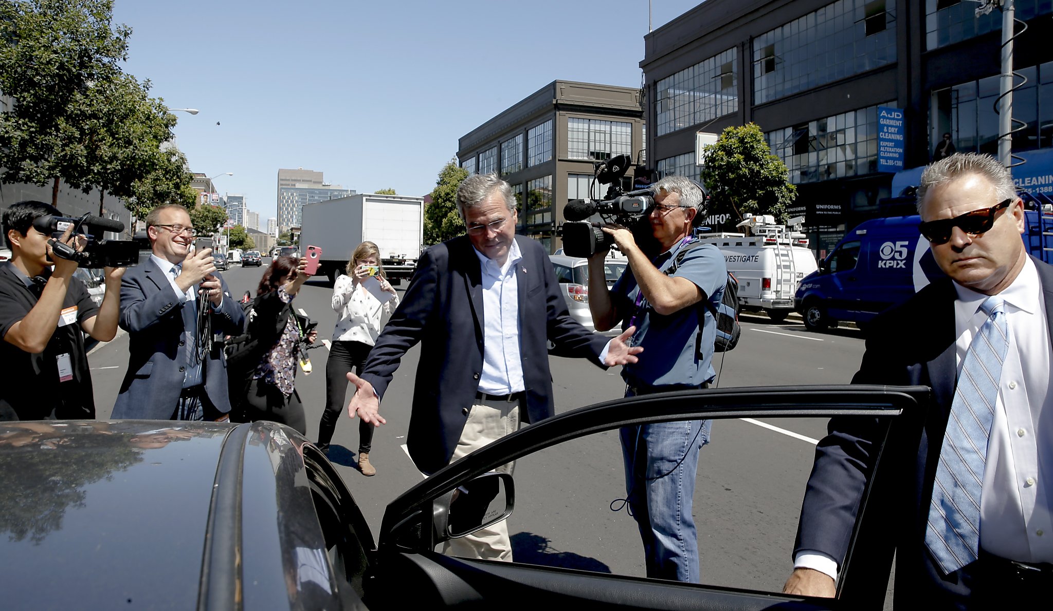 Bush comes to S.F. to try to prove his tech cred