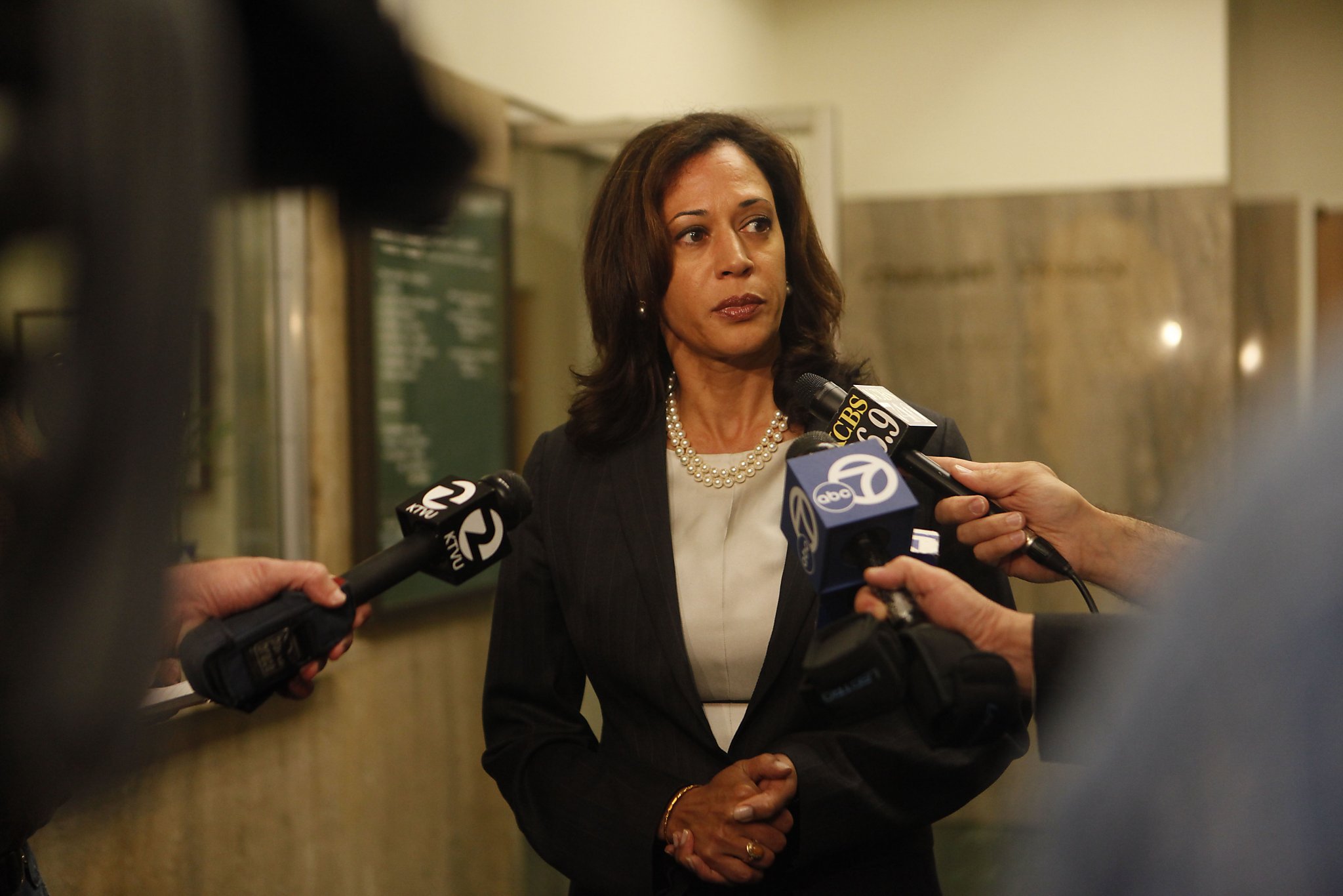 Why does Kamala Harris defend the death penalty?