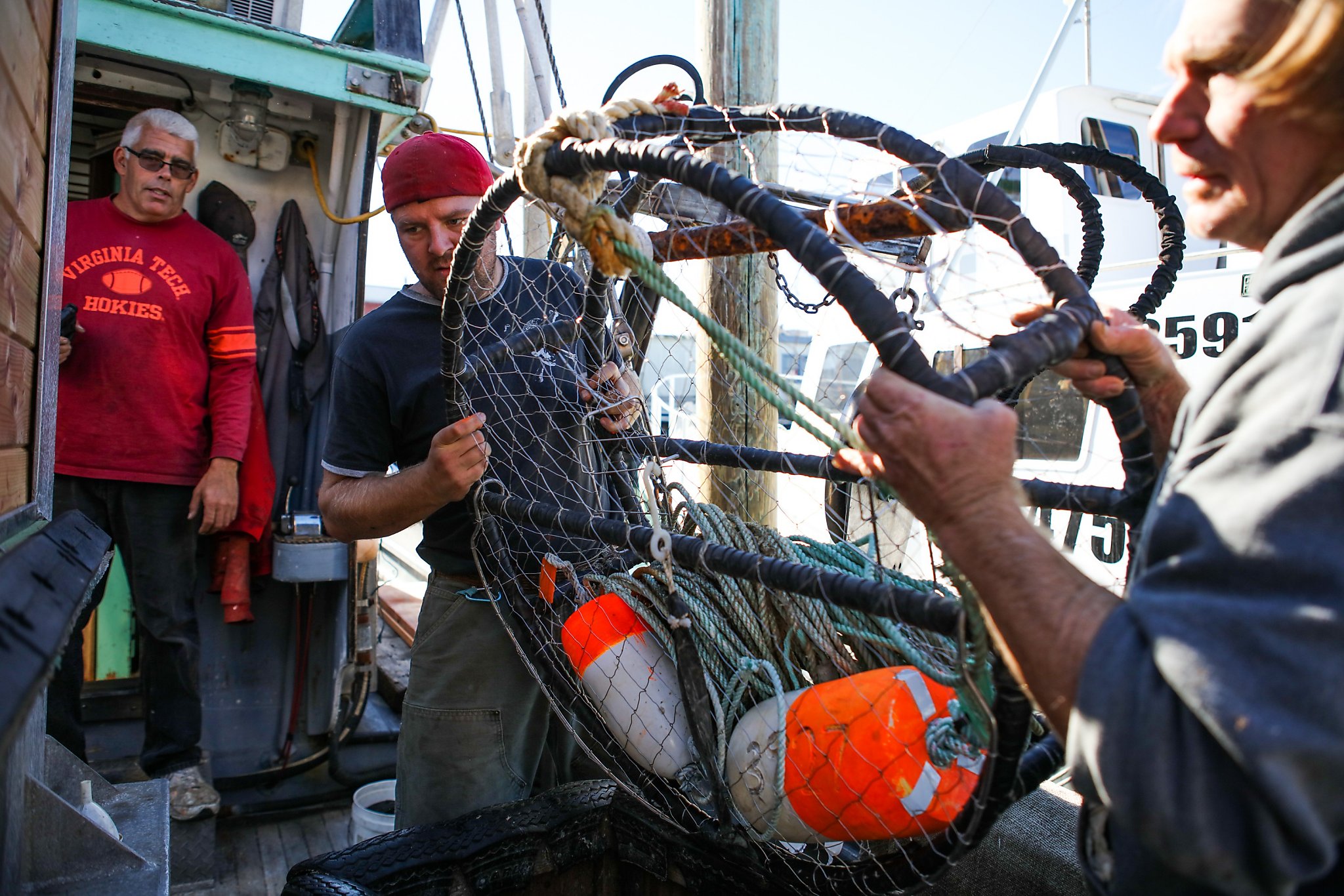 Crabbers, seafood lovers alarmed amid threat to Dungeness season