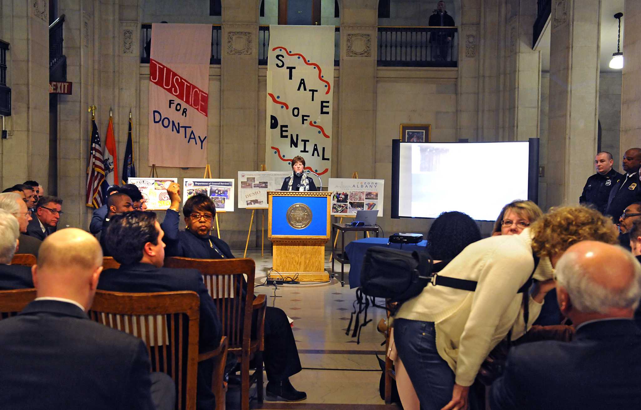Black Lives Matter protesters disrupt Albany mayor's speech