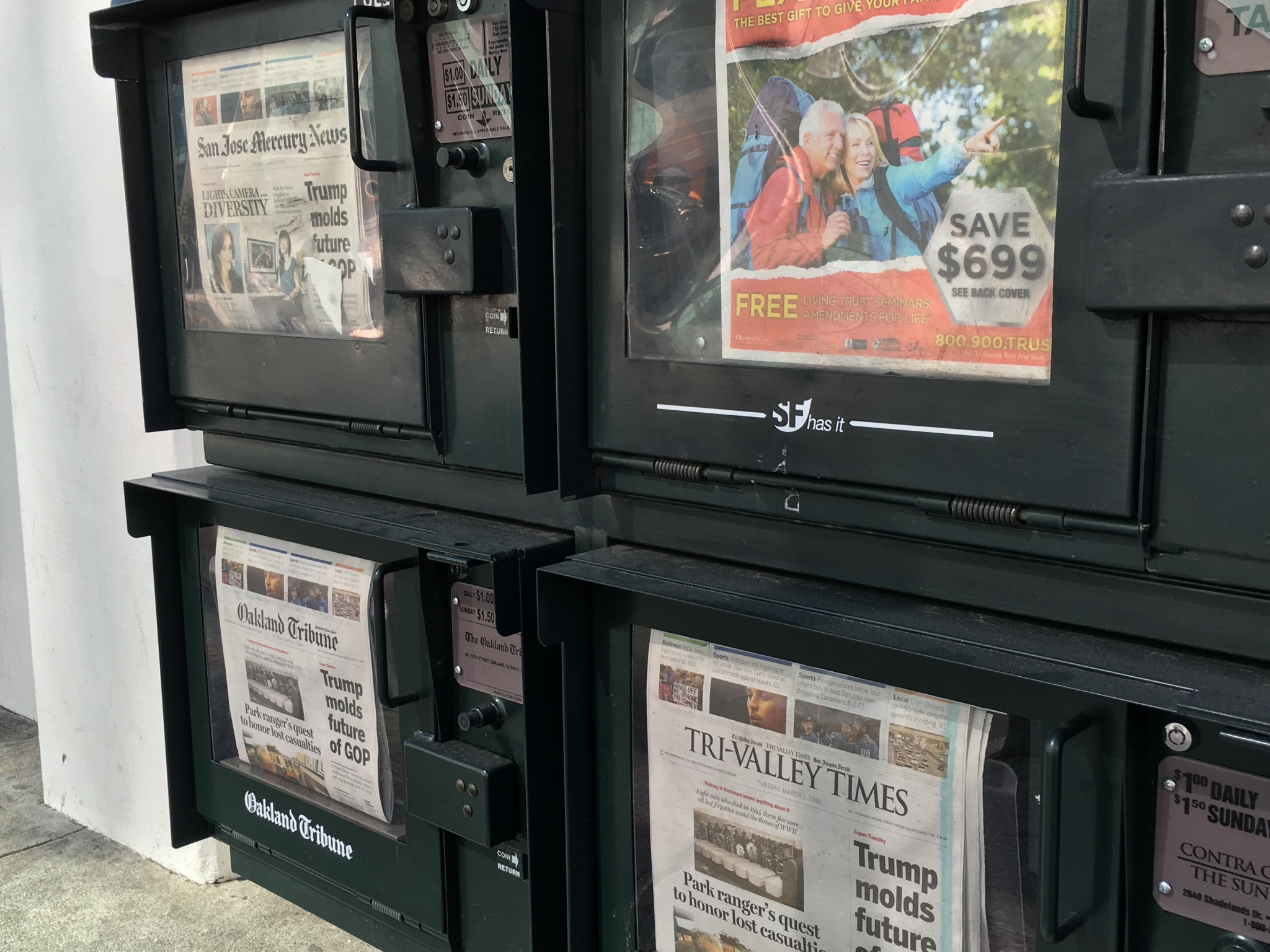 Oakland loses Tribune, with paper folded into new East Bay Times