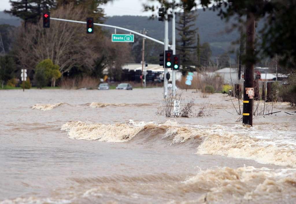 Flood warning issued as Bay Area braces for Thursday storm