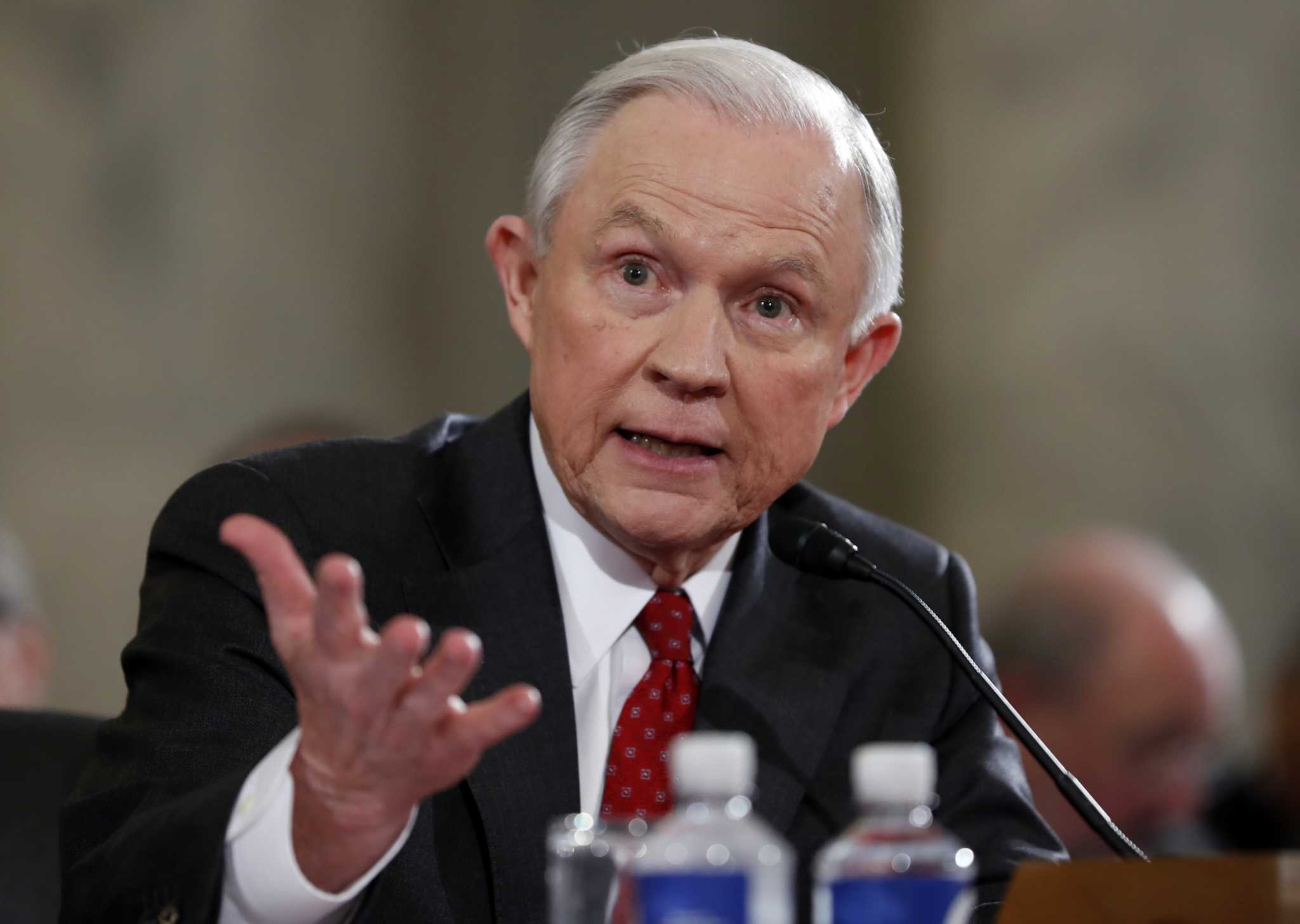 Sessions: U.S. to continue use of privately run prisons
