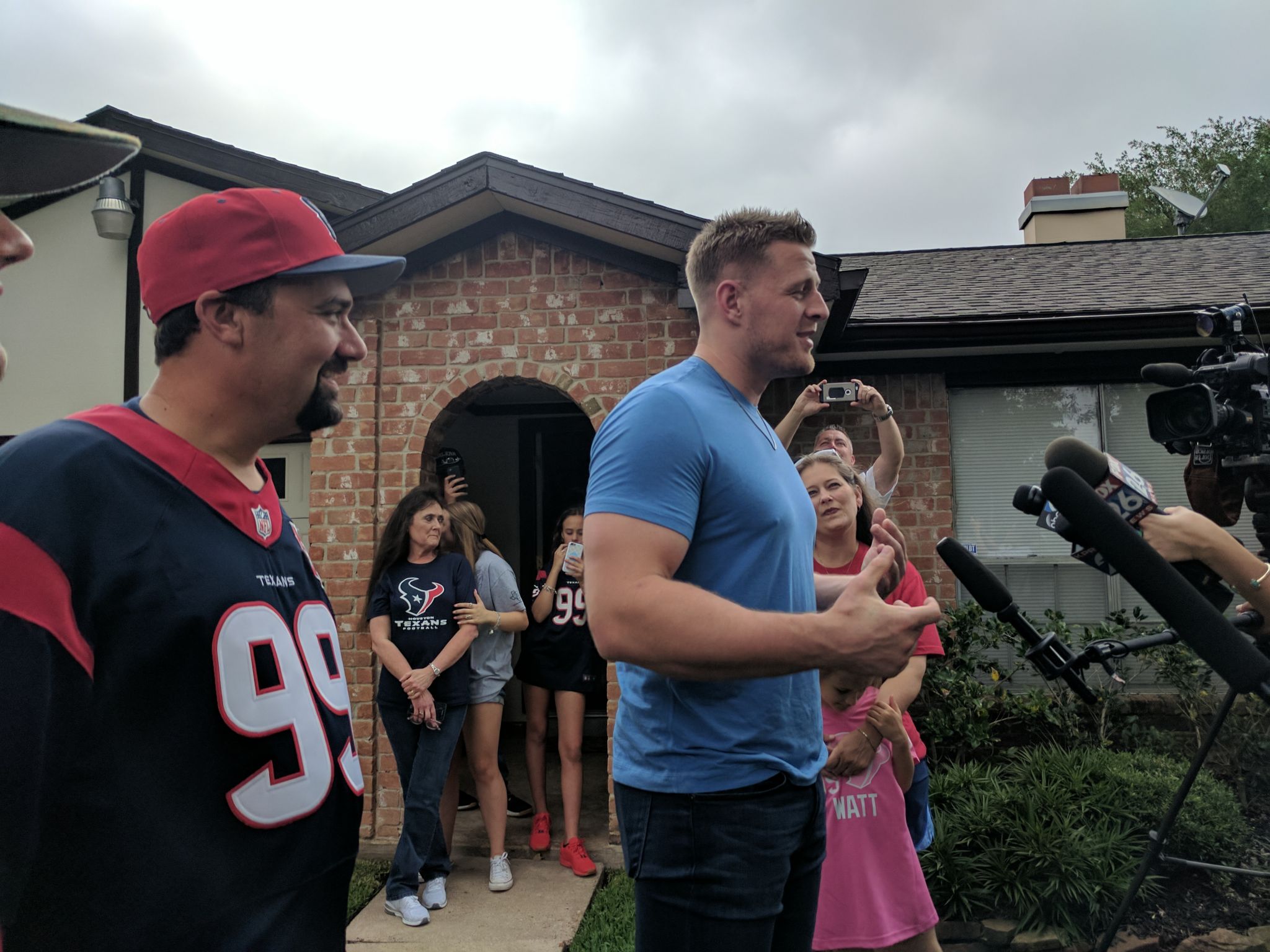 J.J. Watt plays pizza delivery man for a day