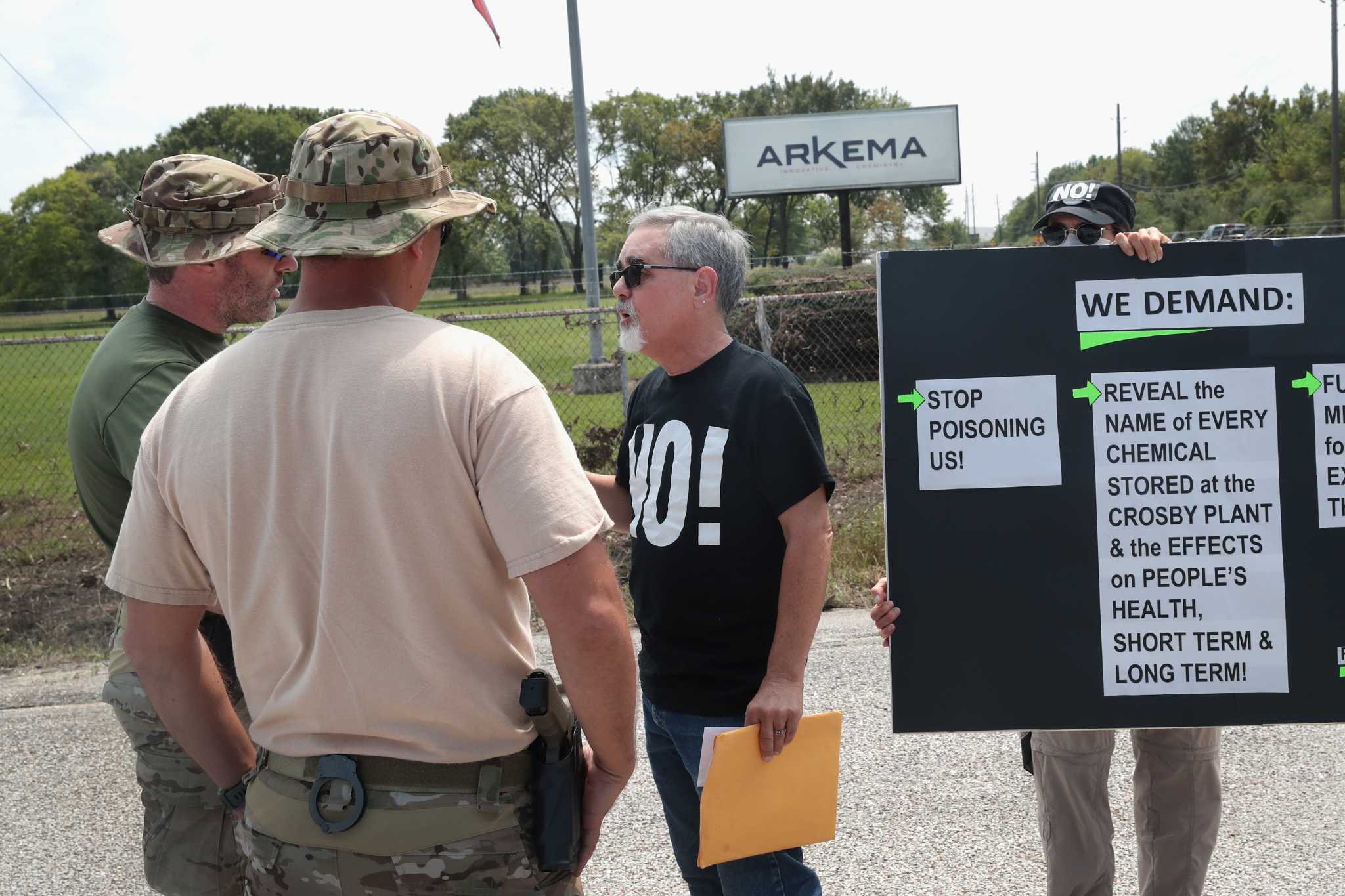 Crosby evacuees return venting ire aimed at Arkema