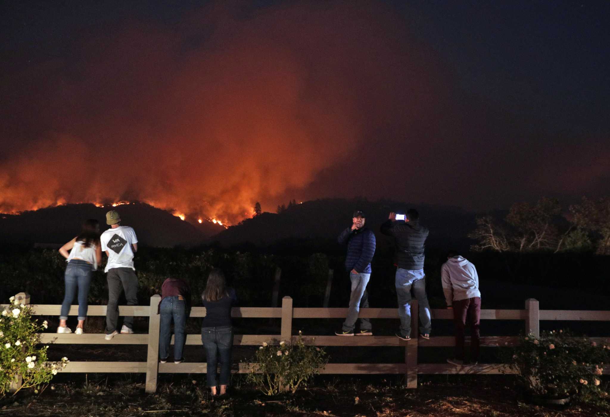 Sonoma County officials opted not to send mass alert during first night of Wine Country wildfires