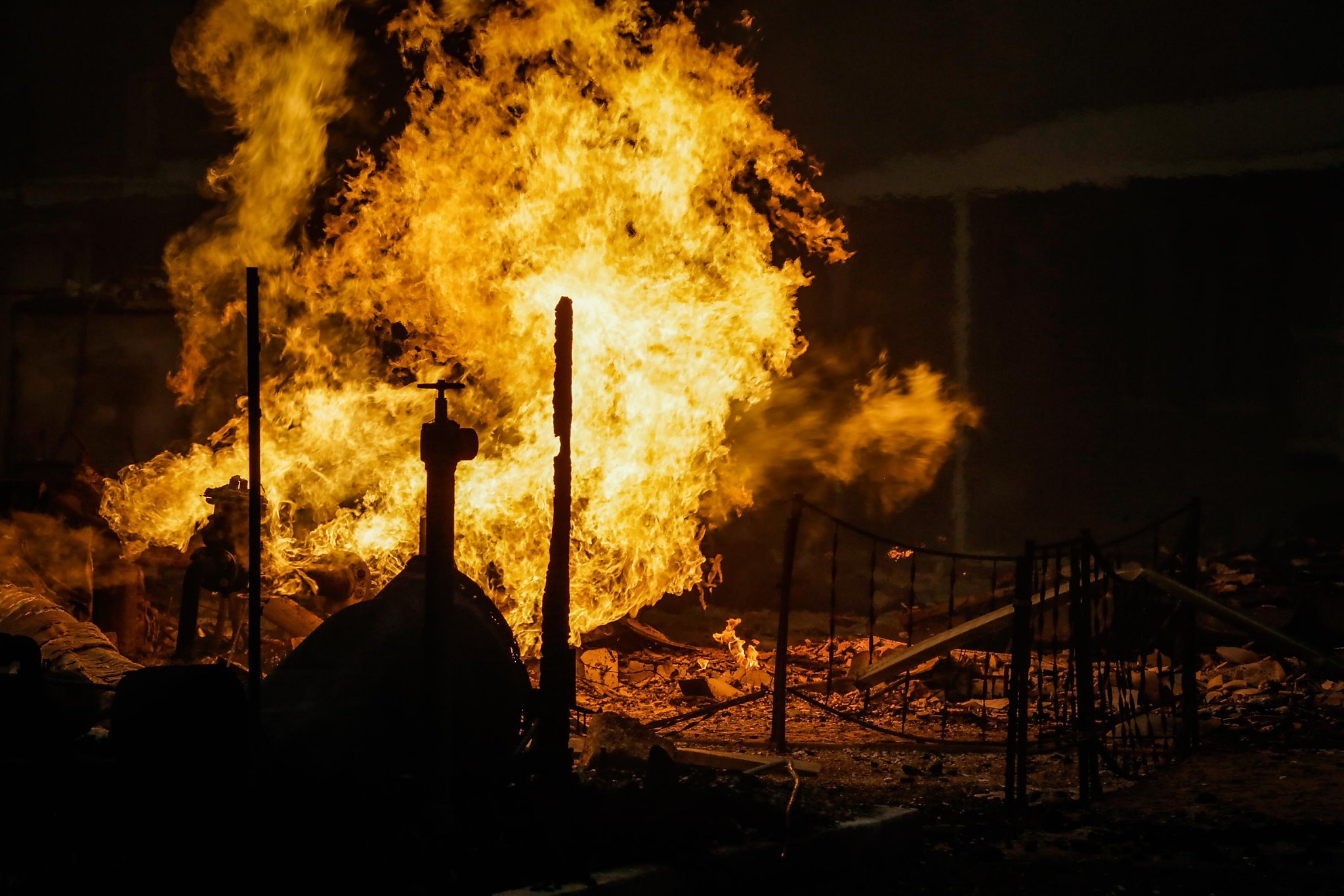 PG&E says someone else’s wires may have started Tubbs Fire