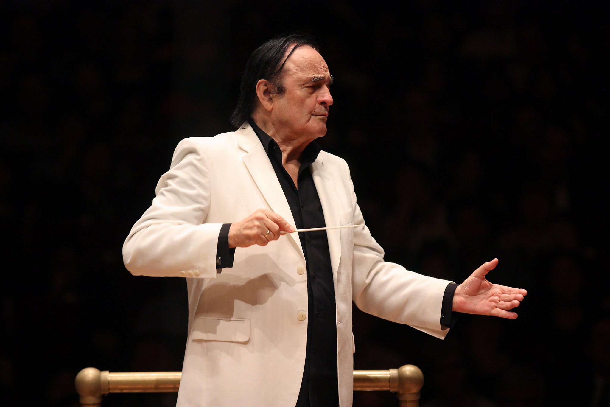 SF Symphony severs ties with conductor Dutoit after sex assault allegations