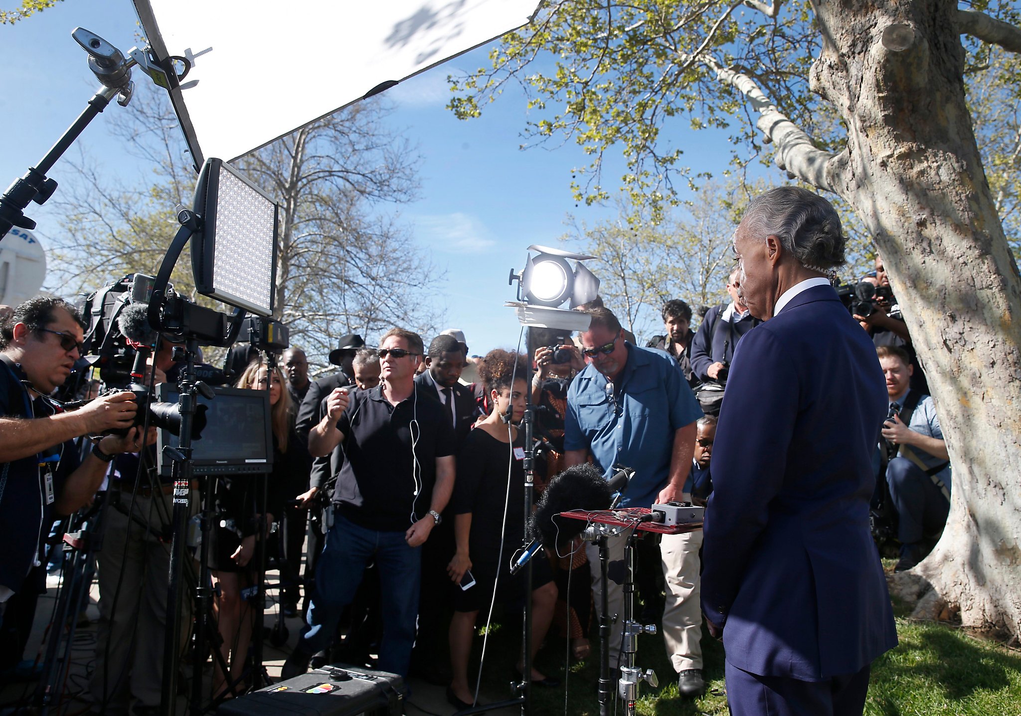 Mourners overflow Sacramento funeral for Stephon Clark, slain by police