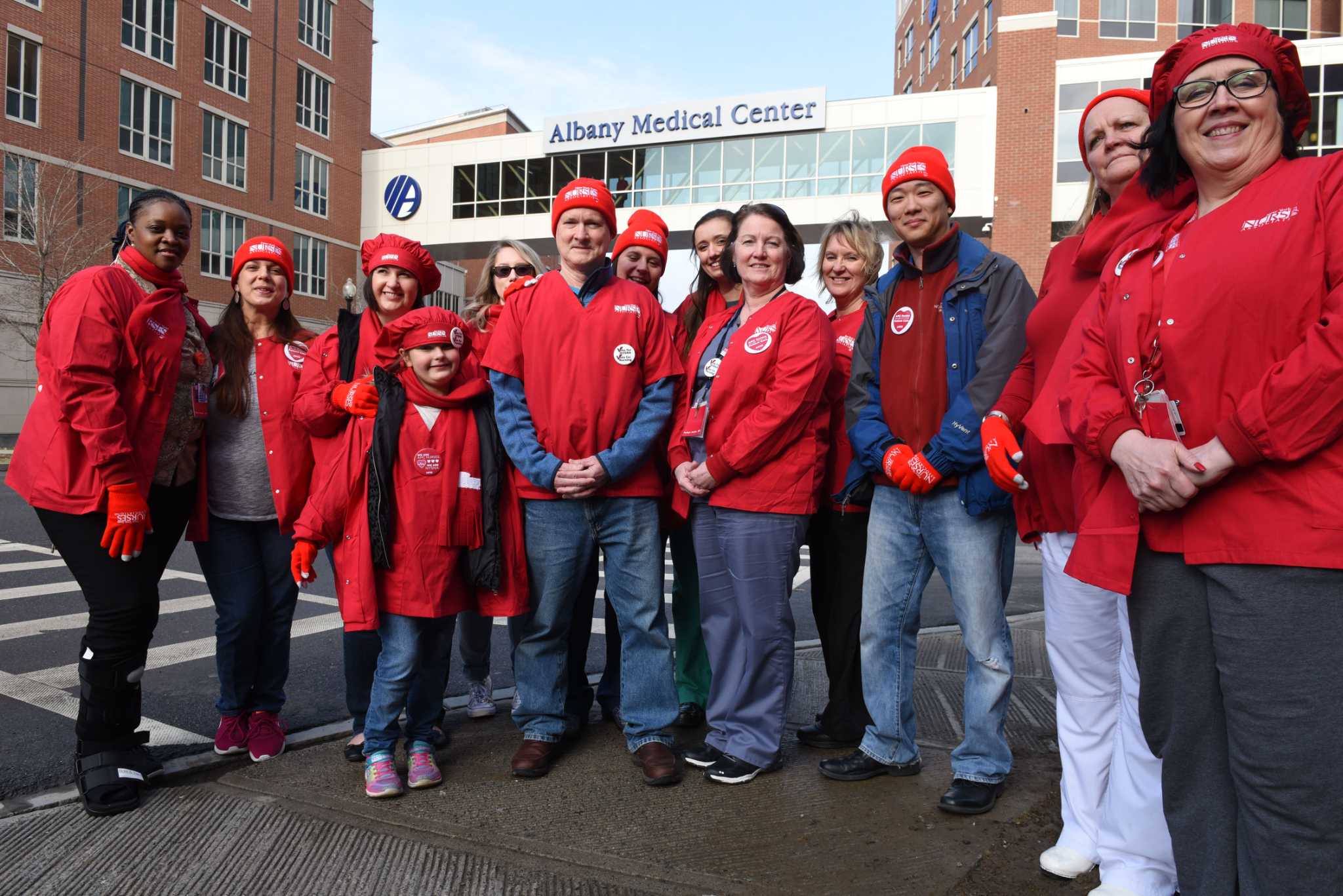 Albany Med nurses aim to picket as contract fight continues