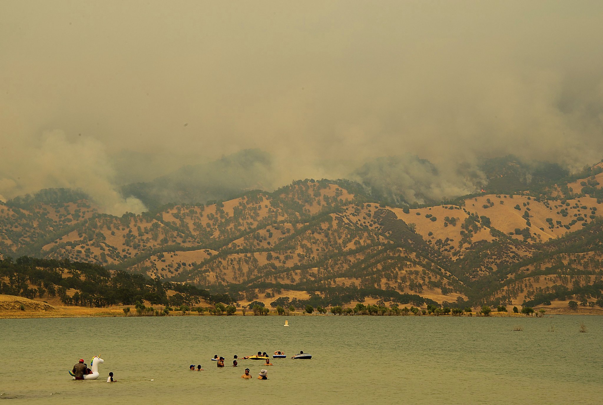 County Fire in Napa-Yolo area blamed on faulty electric fence