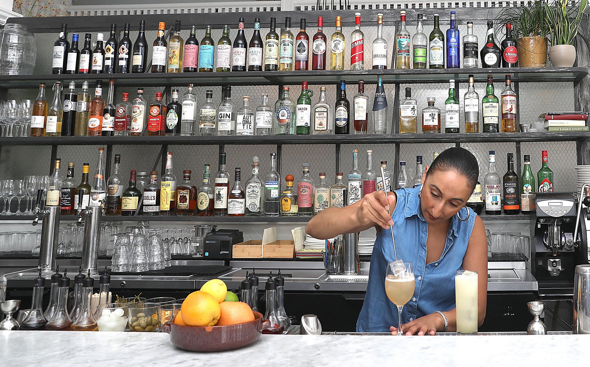 Women rule the bar at Outer Richmond cocktail oasis Pearl