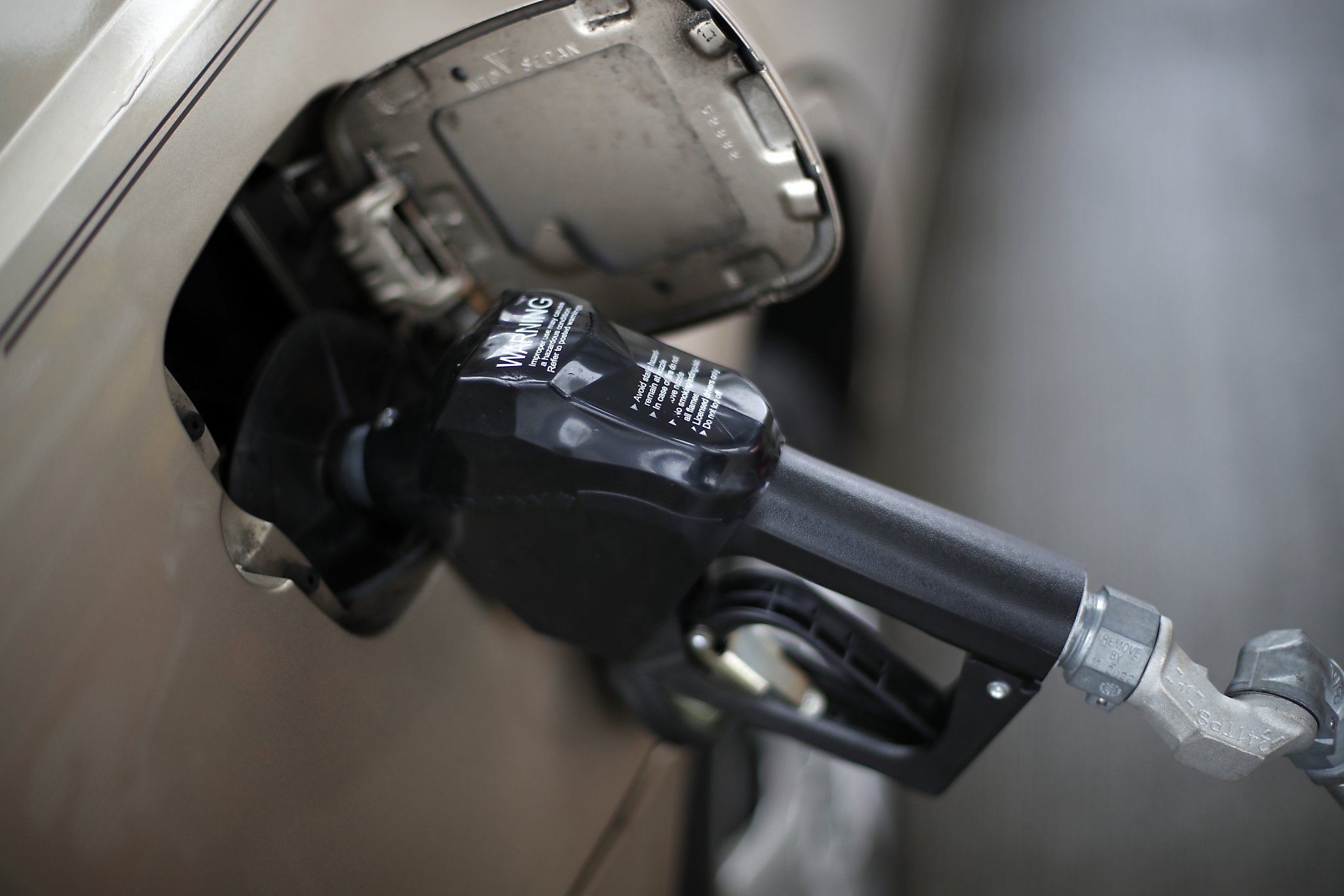 ‘Warming’ labels needed at the gas pump