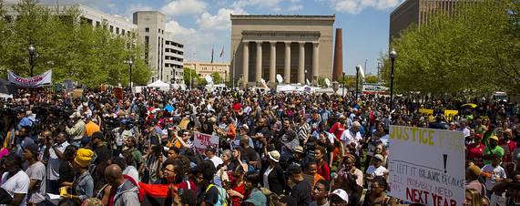 U.S. Split Along Racial Lines on Backlash Against Police, Poll Finds - WSJ