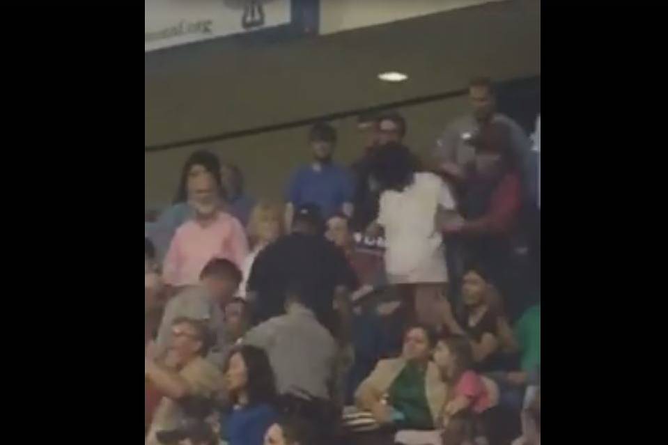 Man Arrested for Punching Protester at Trump Rally in North Carolina - WSJ