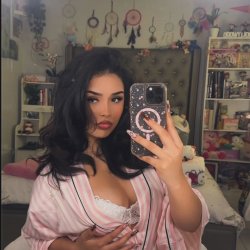 sexy latina 😵‍💫😵‍💫