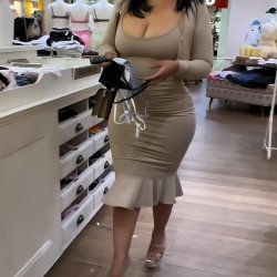 Phat ass mommy