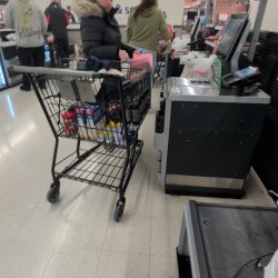 PAWG Creepshot at Meijer