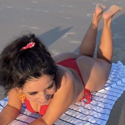 Pretty chick s