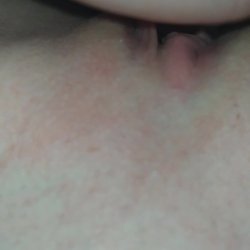 wet teen solo masturbating