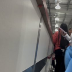 THICKNESS IN LIGHT BLUE LEGGINGS