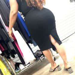 Phat ass in dress