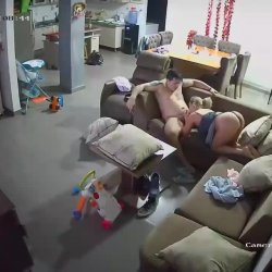 Perra mamando una polla