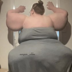 SSBBW Earthquake Ass 01