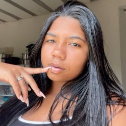 Juliana de Ribeirão Preto, caiu na net mamando o amigo.