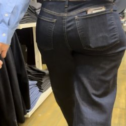 Pawg MILF working hard