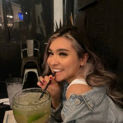 Teen Latina Baddie