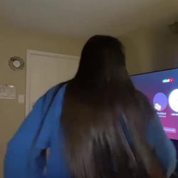Hondureña rica! alguien tiene fotos o videos explicitos de ella