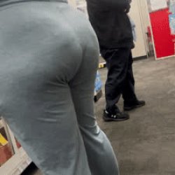 Phat ass mommy