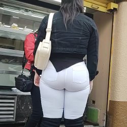 White pants thick ass